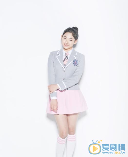 康美娜早期照 康美娜高清写真_康美娜高清剧照