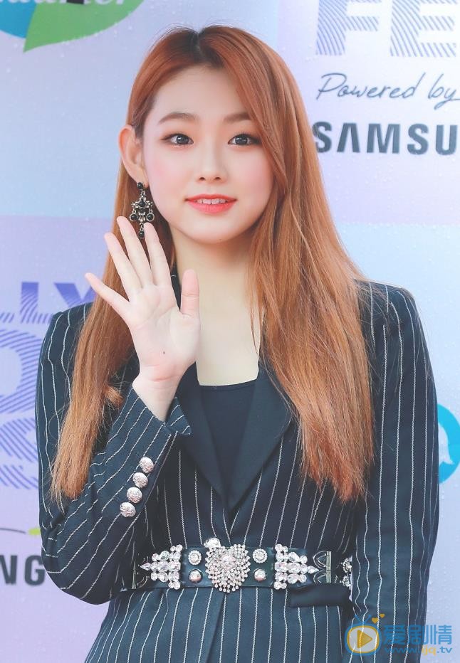 康美娜生活照 康美娜高清写真_康美娜高清剧照