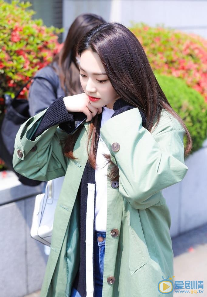 康美娜生活照 康美娜高清写真_康美娜高清剧照