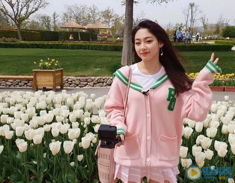 康美娜生活照 康美娜高清写真_康美娜高清剧照