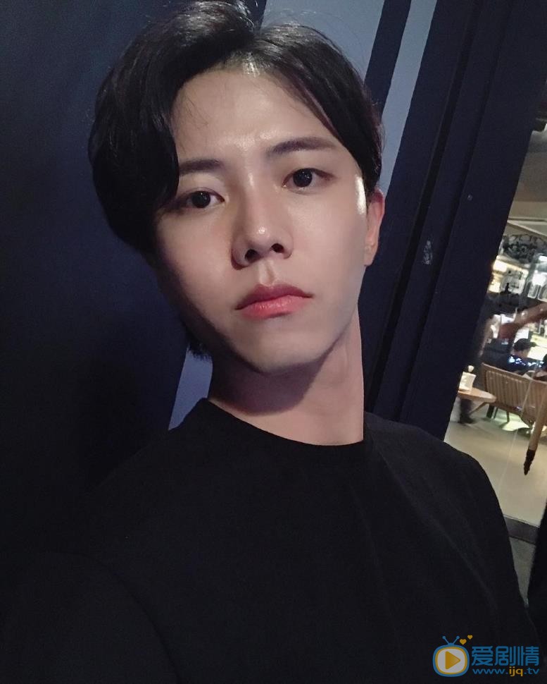 朱宇宰自拍照 朱宇宰高清写真_朱宇宰高清剧照