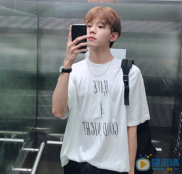 朱宇宰生活自拍 朱宇宰高清写真_朱宇宰高清剧照