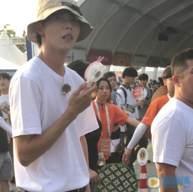 朱宇宰综艺节目照 朱宇宰高清写真_朱宇宰高清剧照
