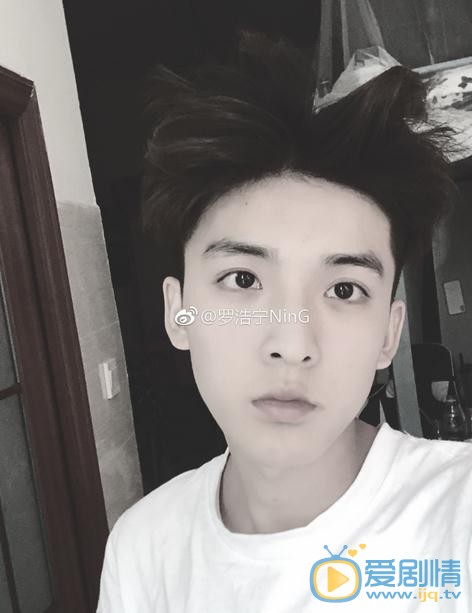 罗浩宁生活照 罗浩宁高清写真_罗浩宁高清剧照