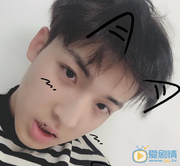 罗浩宁生活照 罗浩宁高清写真_罗浩宁高清剧照