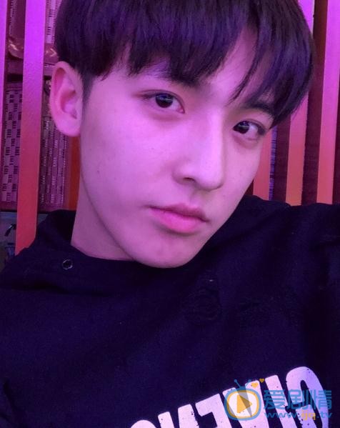 罗浩宁生活照 罗浩宁高清写真_罗浩宁高清剧照