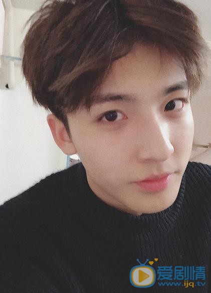 罗浩宁生活照 罗浩宁高清写真_罗浩宁高清剧照