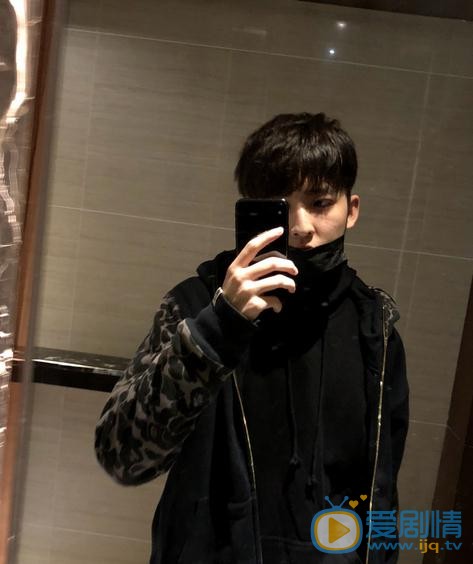 罗浩宁生活照 罗浩宁高清写真_罗浩宁高清剧照