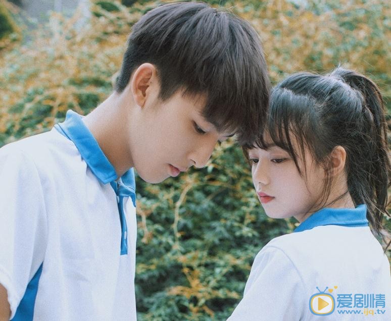 罗浩宁制服写真 罗浩宁高清写真_罗浩宁高清剧照