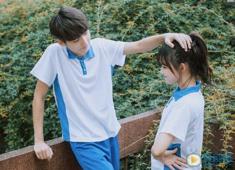 罗浩宁制服写真 罗浩宁高清写真_罗浩宁高清剧照
