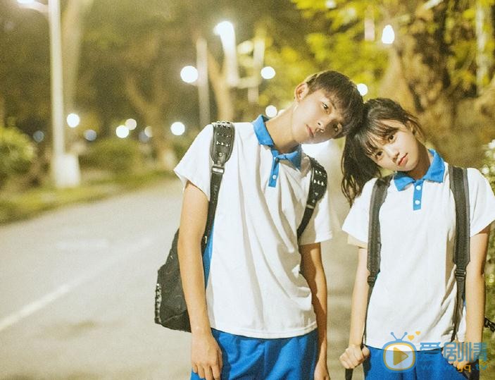 罗浩宁制服写真 罗浩宁高清写真_罗浩宁高清剧照