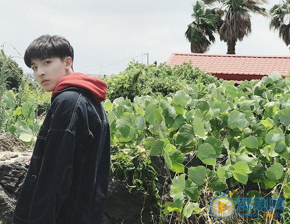 罗浩宁街拍写真 罗浩宁高清写真_罗浩宁高清剧照