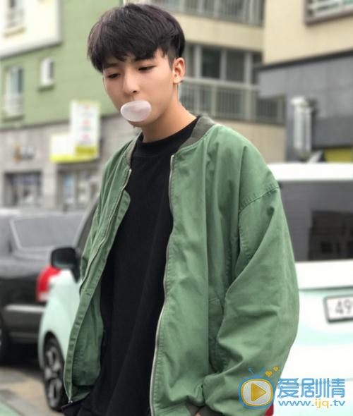 罗浩宁生活照 罗浩宁高清写真_罗浩宁高清剧照