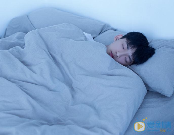 罗浩宁慵懒写真 罗浩宁高清写真_罗浩宁高清剧照