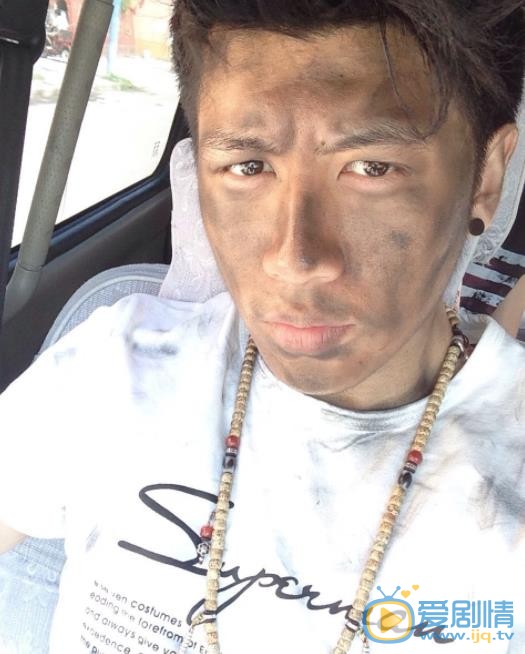 王小天自拍照 王小天高清写真_王小天高清剧照