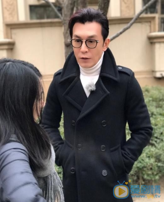 李咏与家人合照 李咏高清写真_李咏高清剧照