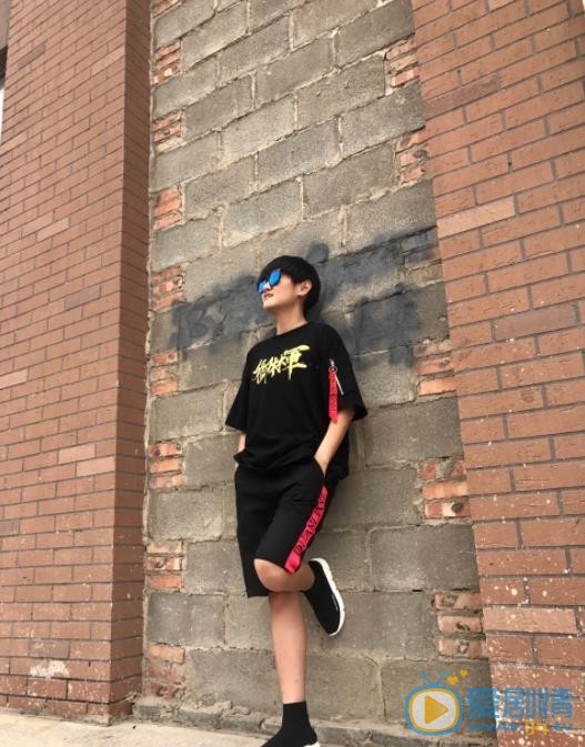段林希街拍写真 段林希高清写真_段林希高清剧照