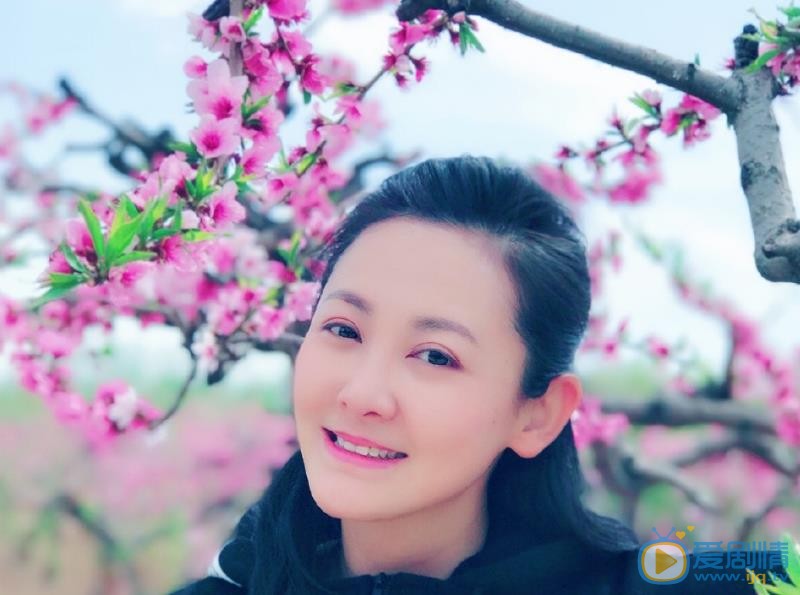张咏棋生活照 张咏棋高清写真_张咏棋高清剧照
