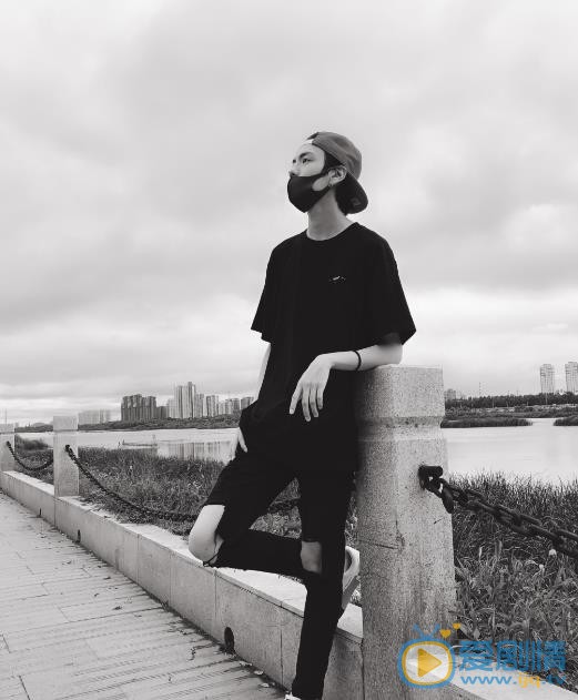毕雯珺生活照 毕雯珺高清写真_毕雯珺高清剧照
