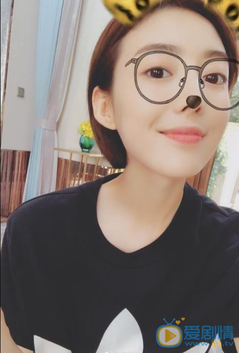 何美璇素颜生活照 何美璇高清写真_何美璇高清剧照