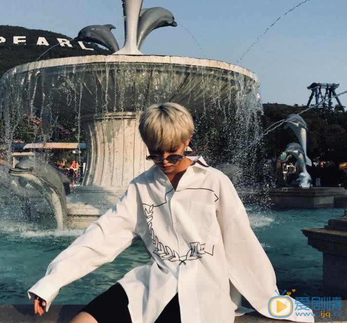 李希侃生活照 李希侃高清写真_李希侃高清剧照
