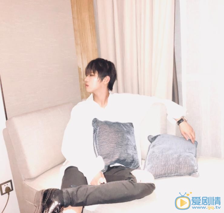 李希侃生活照 李希侃高清写真_李希侃高清剧照