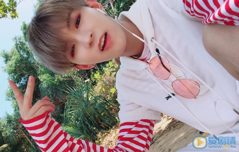 李希侃自拍照 李希侃高清写真_李希侃高清剧照