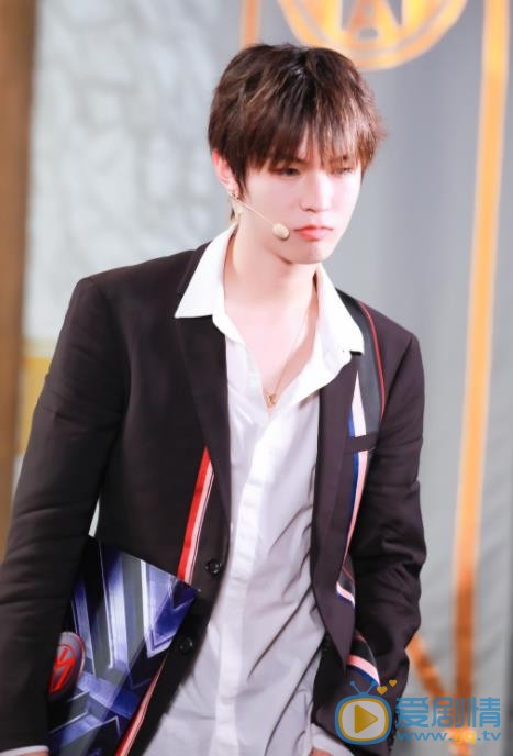 李希侃活动照 李希侃高清写真_李希侃高清剧照