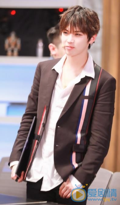 李希侃活动照 李希侃高清写真_李希侃高清剧照