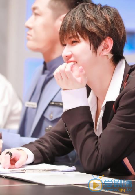 李希侃活动照 李希侃高清写真_李希侃高清剧照