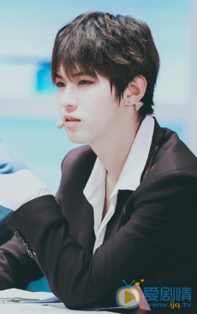 李希侃活动照 李希侃高清写真_李希侃高清剧照