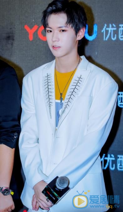 李希侃活动照 李希侃高清写真_李希侃高清剧照