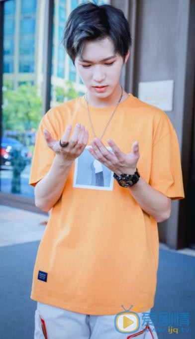 李希侃活动照 李希侃高清写真_李希侃高清剧照
