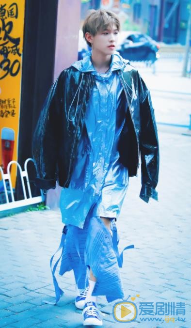 李希侃普吉岛拍摄照 李希侃高清写真_李希侃高清剧照