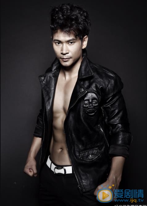 李炳渊肌肉大片 李炳渊高清写真_李炳渊高清剧照