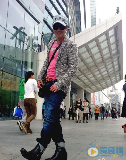 李炳渊生活照 李炳渊高清写真_李炳渊高清剧照