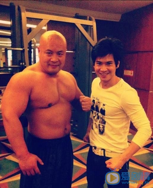 李炳渊生活照 李炳渊高清写真_李炳渊高清剧照