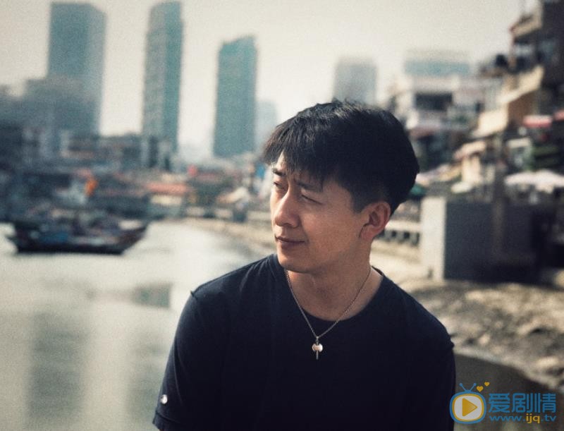 苗驰街拍写真 苗驰高清写真_苗驰高清剧照