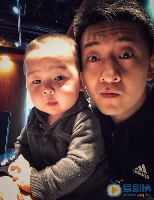 苗驰亲子照 苗驰高清写真_苗驰高清剧照