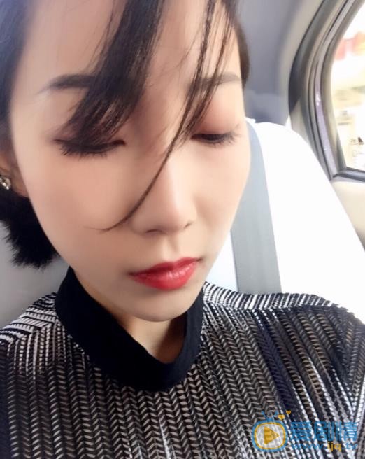 张绮烟自拍照 张绮烟高清写真_张绮烟高清剧照
