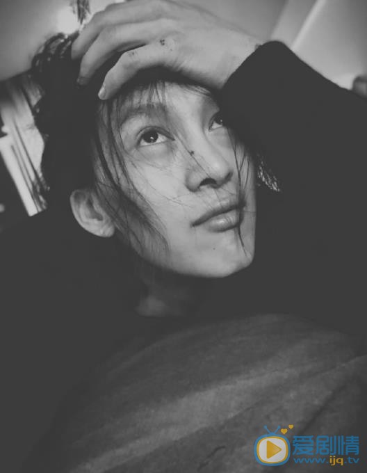 李九霄自拍照 李九霄高清写真_李九霄高清剧照