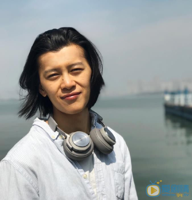 李九霄游客照 李九霄高清写真_李九霄高清剧照