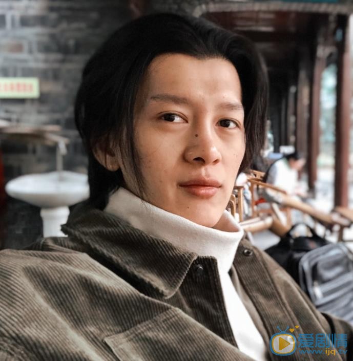 李九霄自拍照 李九霄高清写真_李九霄高清剧照