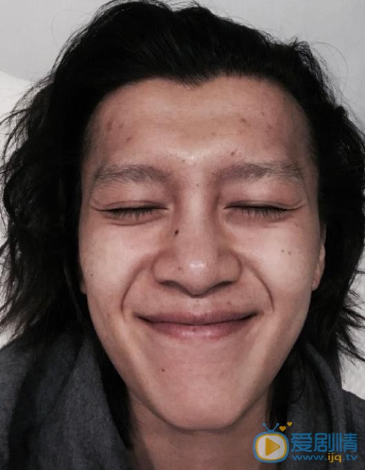 李九霄自拍照 李九霄高清写真_李九霄高清剧照