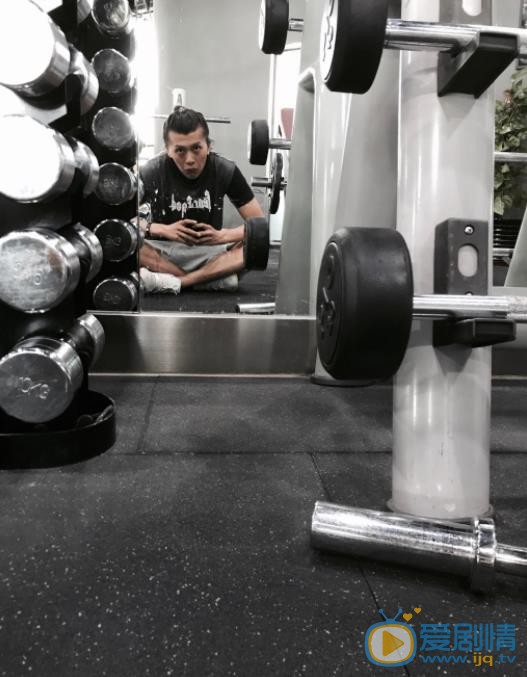 李九霄自拍照 李九霄高清写真_李九霄高清剧照