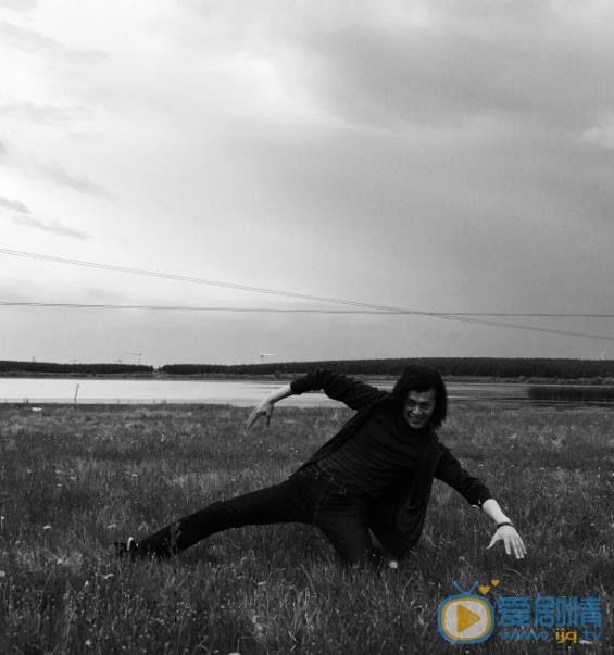 李九霄休闲照 李九霄高清写真_李九霄高清剧照