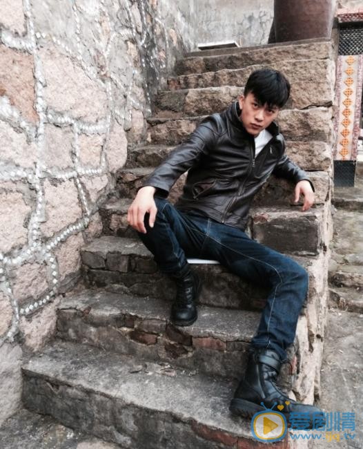 李九霄街拍照 李九霄高清写真_李九霄高清剧照