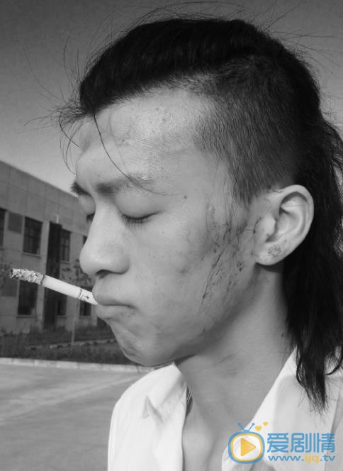 李九霄犀利照 李九霄高清写真_李九霄高清剧照