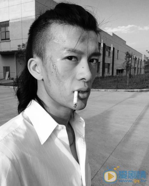 李九霄犀利照 李九霄高清写真_李九霄高清剧照