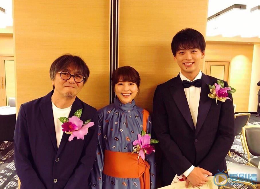 有村架纯与人合照 有村架纯高清写真_有村架纯高清剧照